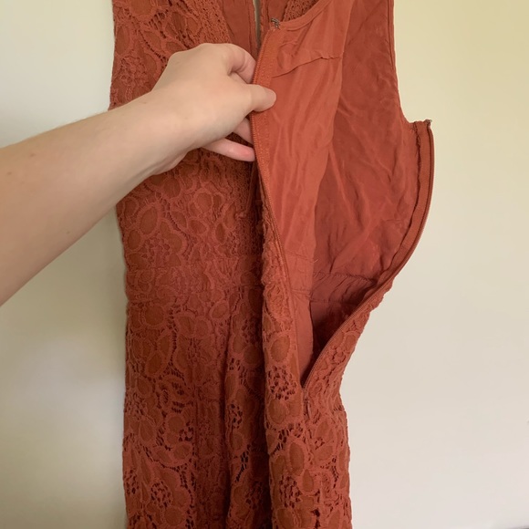 Lace Romper - Picture 5 of 6